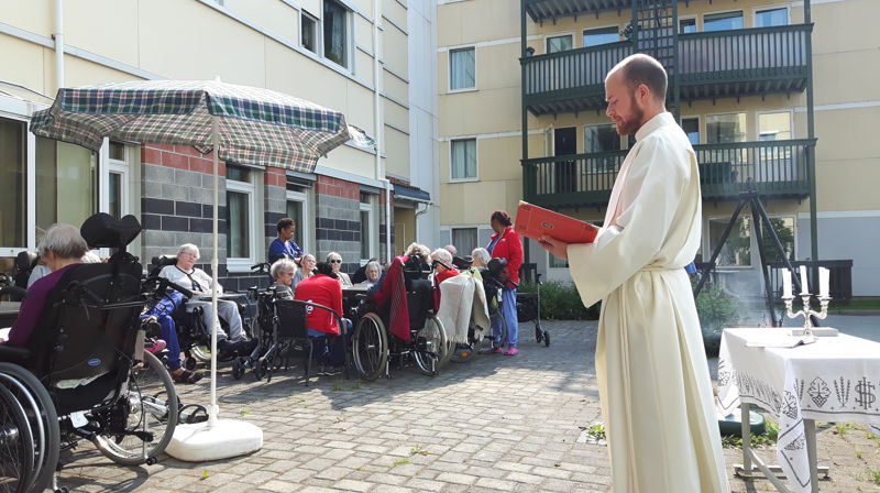 Andakt ute i finværet gir "Livsglede".