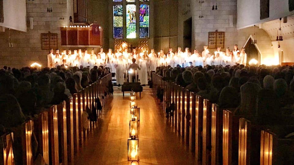 Luciakonsert med Bodø domkirkes ungdomskor torsdag 13. desember kl. 07.00 og 09.00