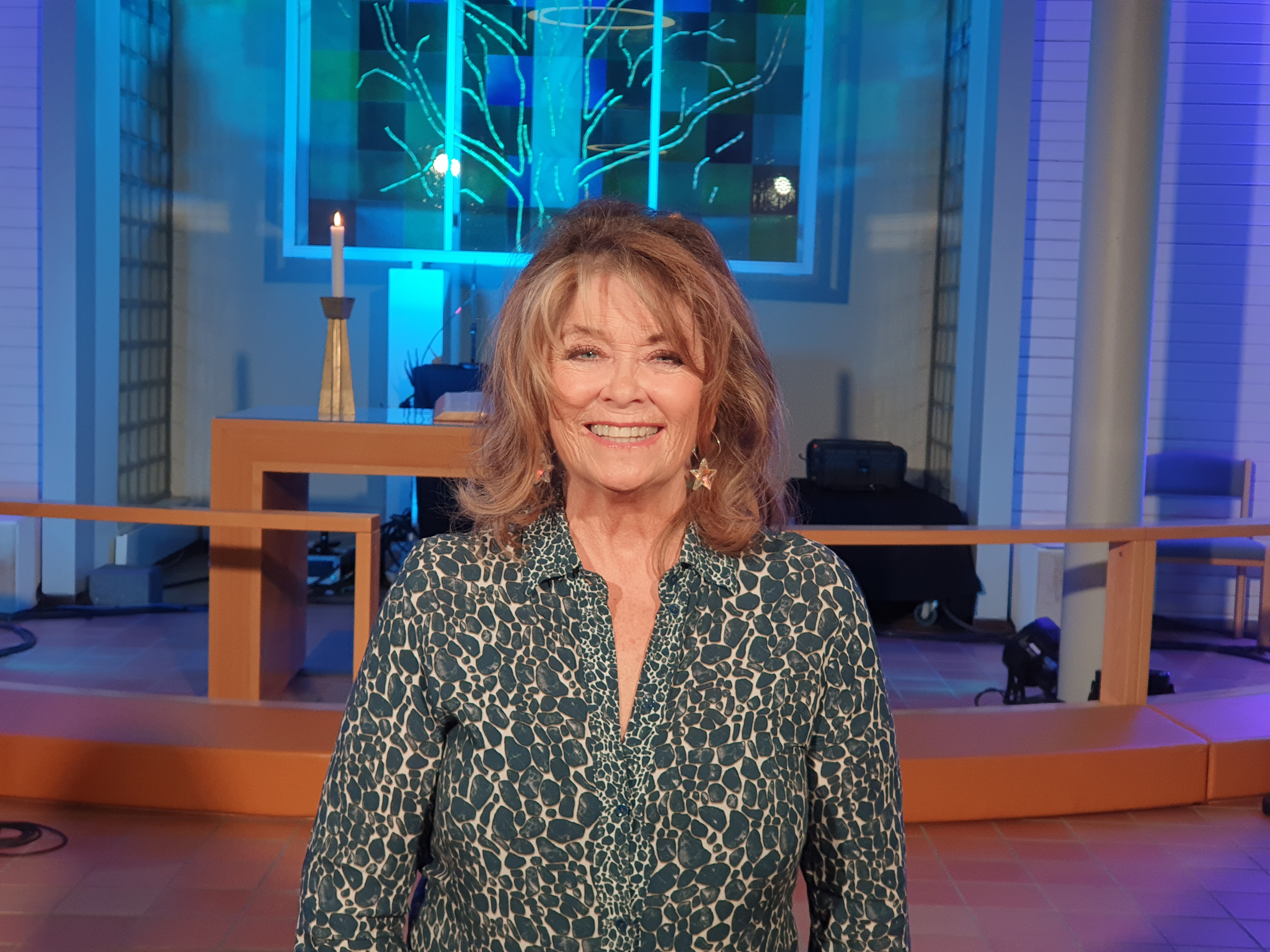 Konsert i Rønvik kirke 29.11.21 Wenche Myhre var en av artistene. Foto: Monica Nilsen