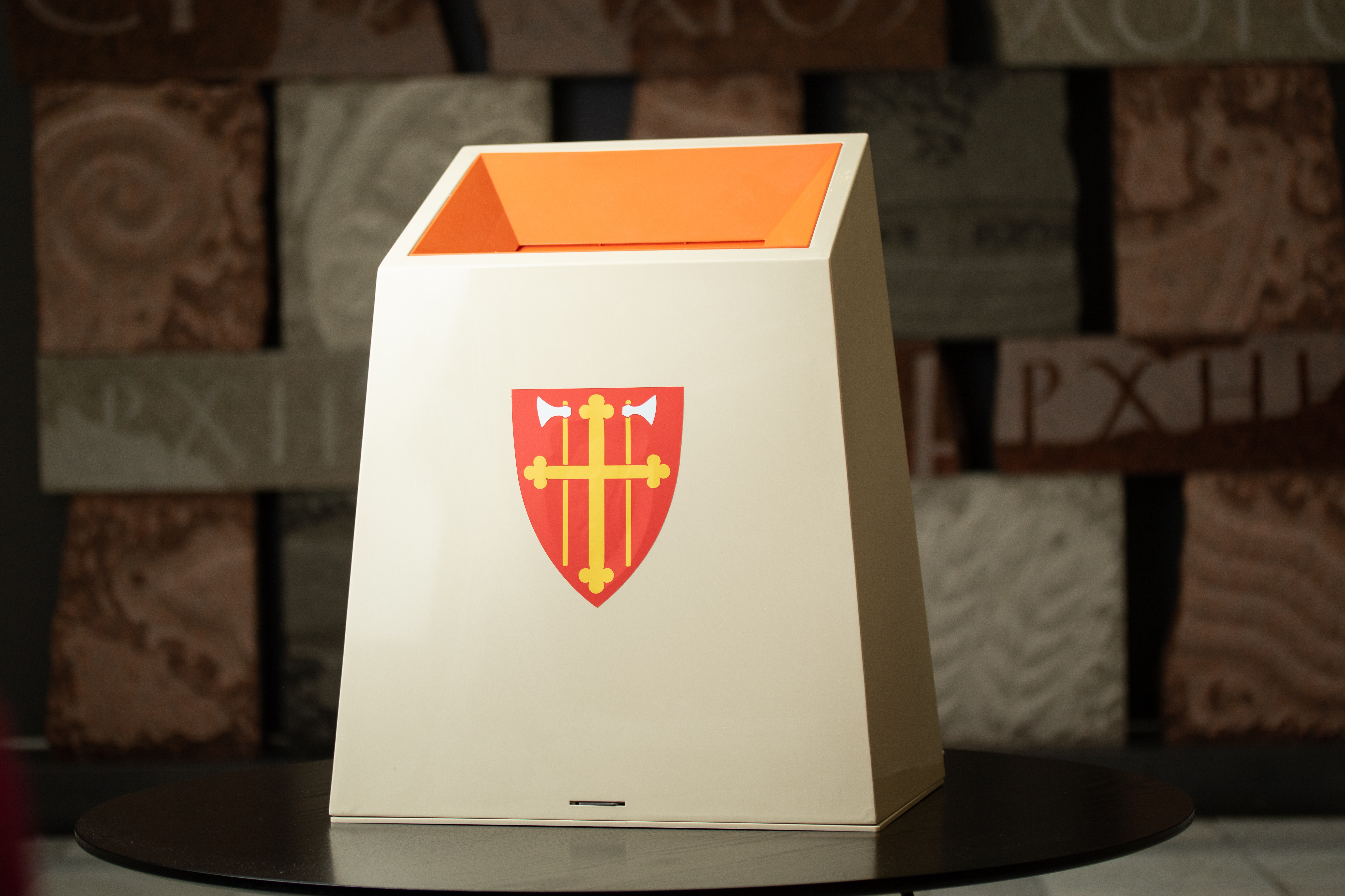 Illustrasjonsfoto. Valgurne for kirkevalget.