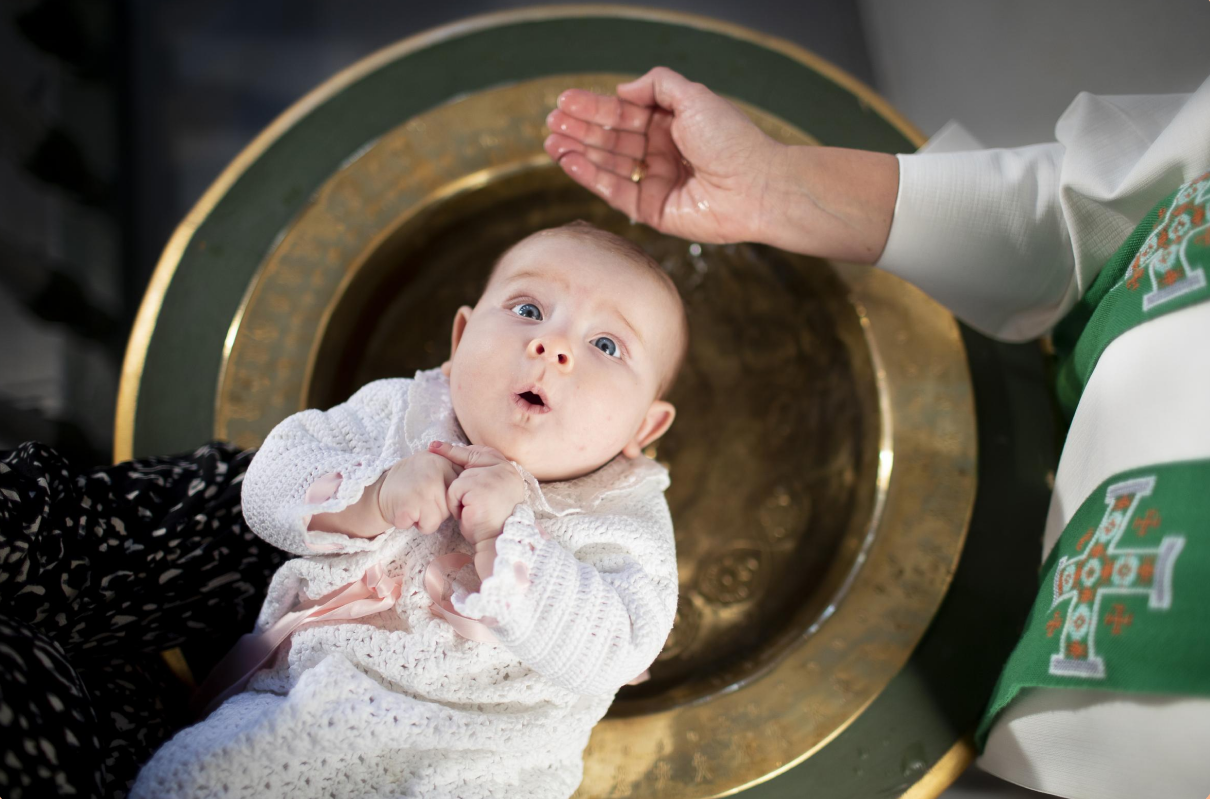 Velkommen til dåp i Den norske kirke!