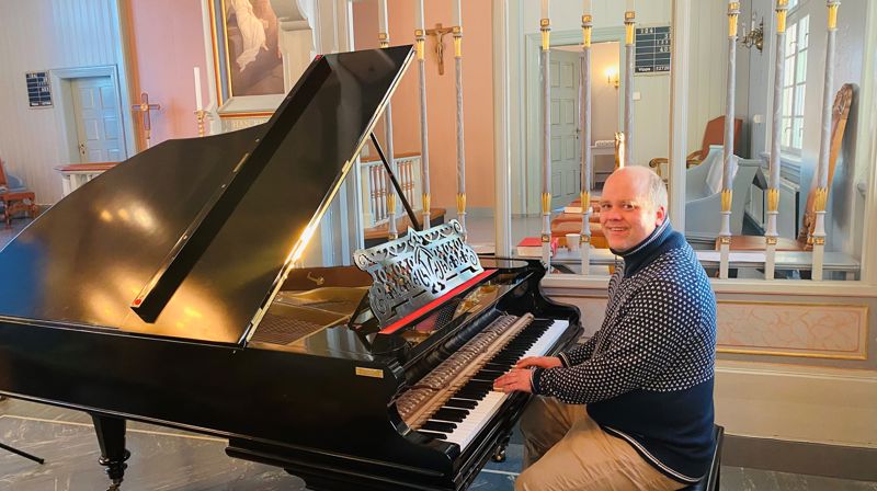 Gammelt flygel gir ny inspirasjon til musikklivet i Strømsgodset kirke