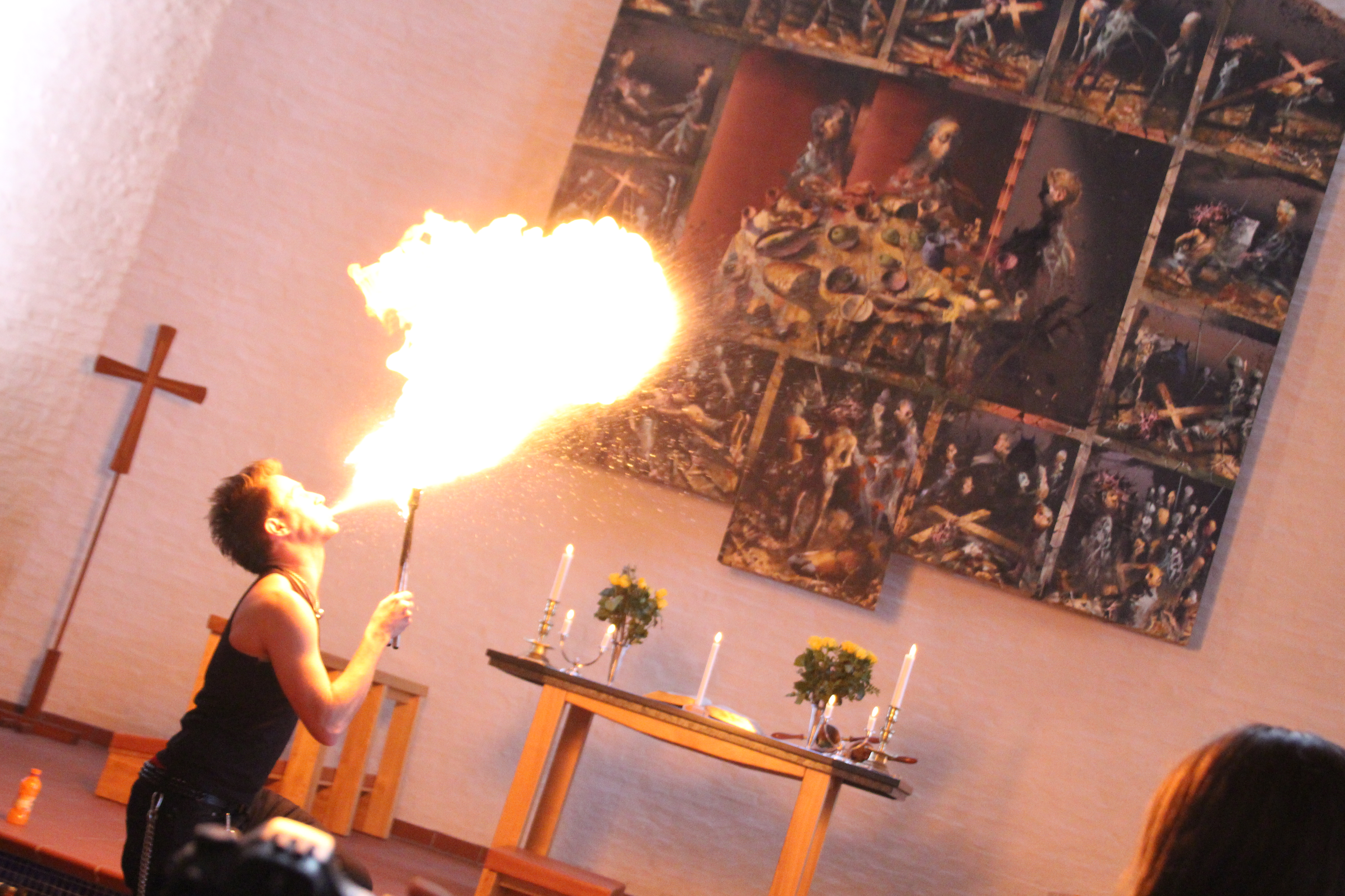 Tryllekurs og Trylleshow i Konnerud nye kirke lørdag 11. mars