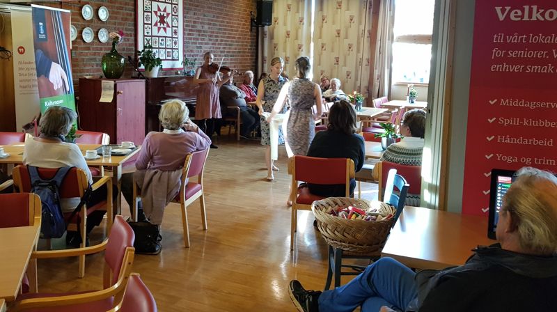 Julehilsen fra Åssiden Seniorsenter 2021