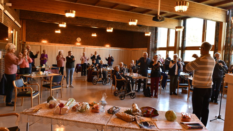 Fast giver i Åssiden menighet?