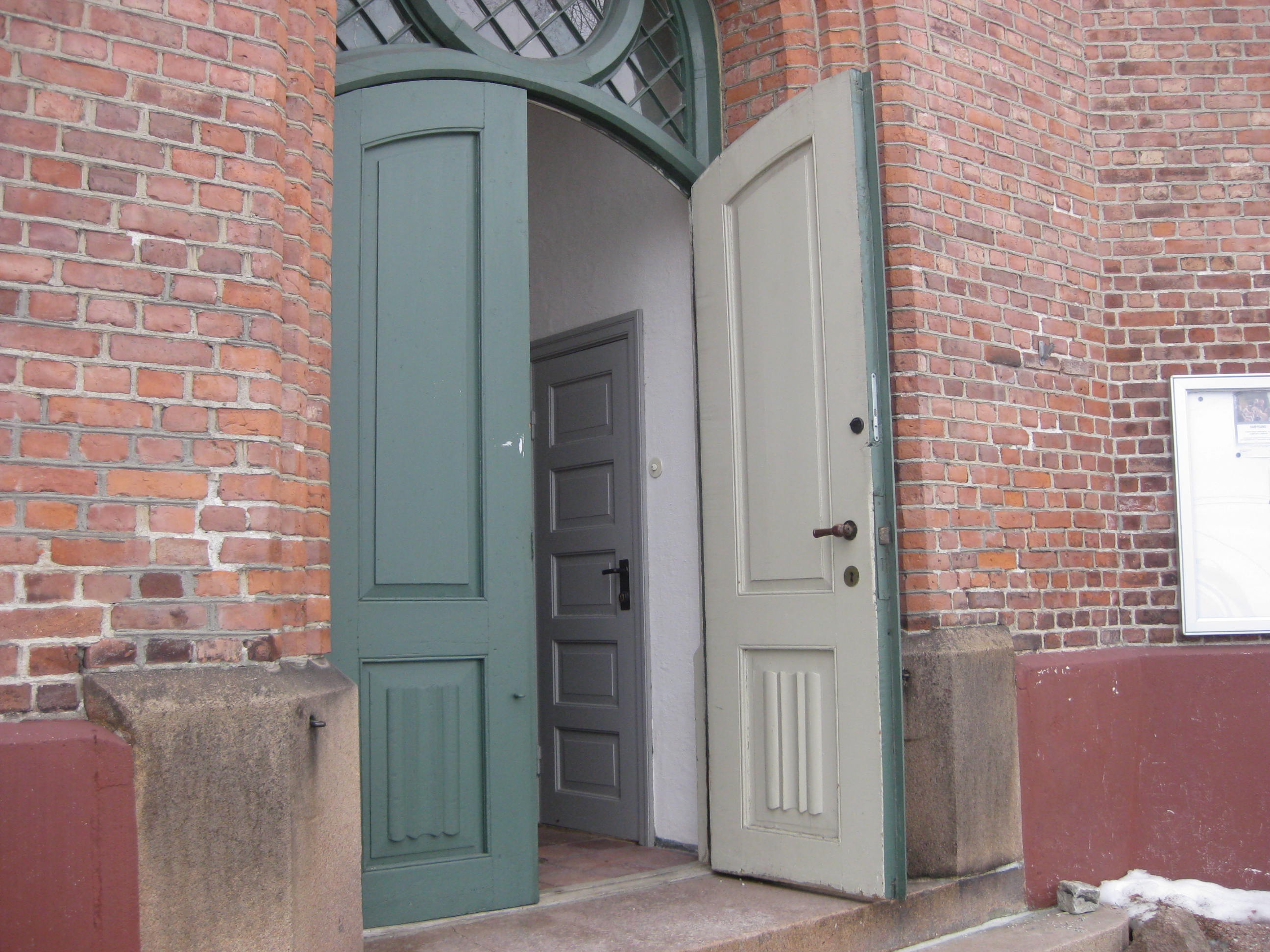 Tangen kirke åpner igjen for gudstjenester