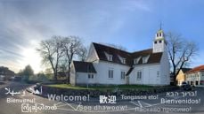 Egersund kirke tilbyr oversettelse på mange språk.  Foto Ivar Barane