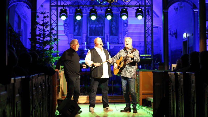 Jan-Ivar Peterson, Arnt Olav Klippenberg og Sven Arne Petersson i "Juleunderet på Hedningholmen". Foto: Stine Wium Jakobsen