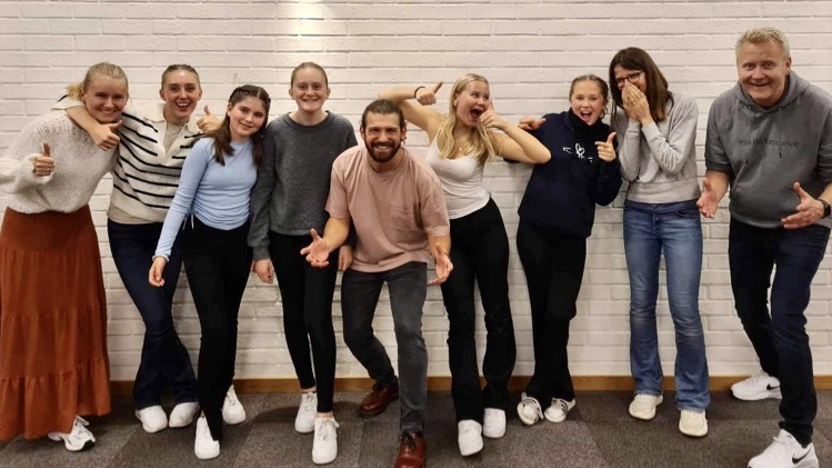Egersund Soul Children og Ungdomskoret Vår har fått storfint besøk fra Storbritannia, og gleder seg til en helg fyll av sang og musikk! "Me glede okke!" kan ungdommene bekrefte!