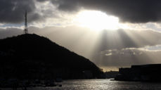 Lyset bak skyene: Håpet står ikke alene for de som kaller seg kristne, men står sammen med troen og kjærligheten. Foto: Stine Wium Jakobsen