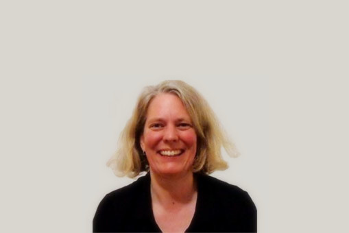 Sabine Bayer er kantor i Helleland kirke.