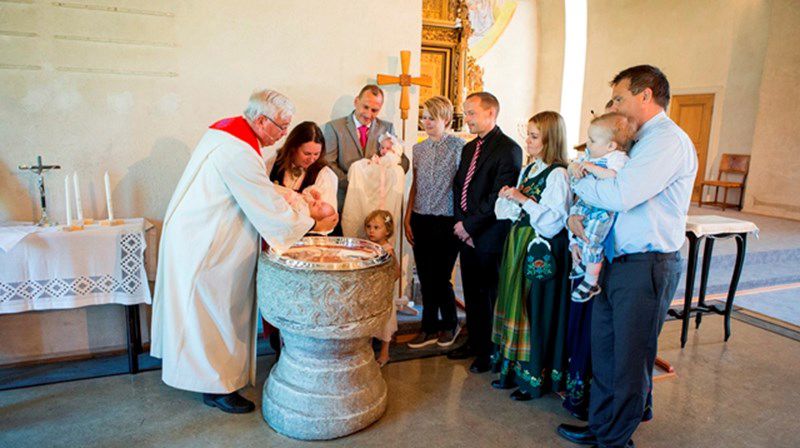 Du er fadder for et nyfødt under!