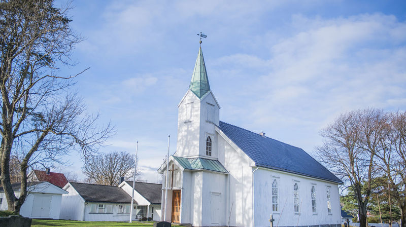 Hvasser kirke i hverdag og fest