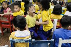 Nøtterøy sitt Misjonsutvalg arrangerer lotteri til arbeid blant familier i Filippinene. Foto: Misjonsalliansen