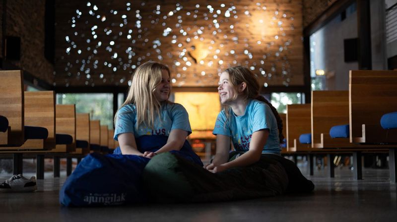 Lys vaken er en god tradisjon i kyrkja og ei oppleving for livet for tusenvis av elleveåringar. Dei vert invitert til Lys vaken. Foto Hans Jakob Heimvoll