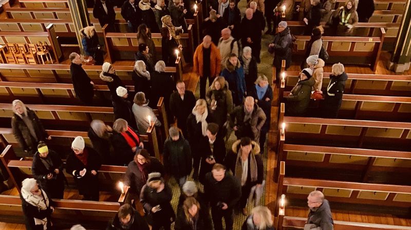 Hele 10.625 mennesker feiret gudstjeneste i domkirken i 2025. Det er en økning på 38% fra 2024. Vi må mange år tilbake for å finne et like høyt tall.