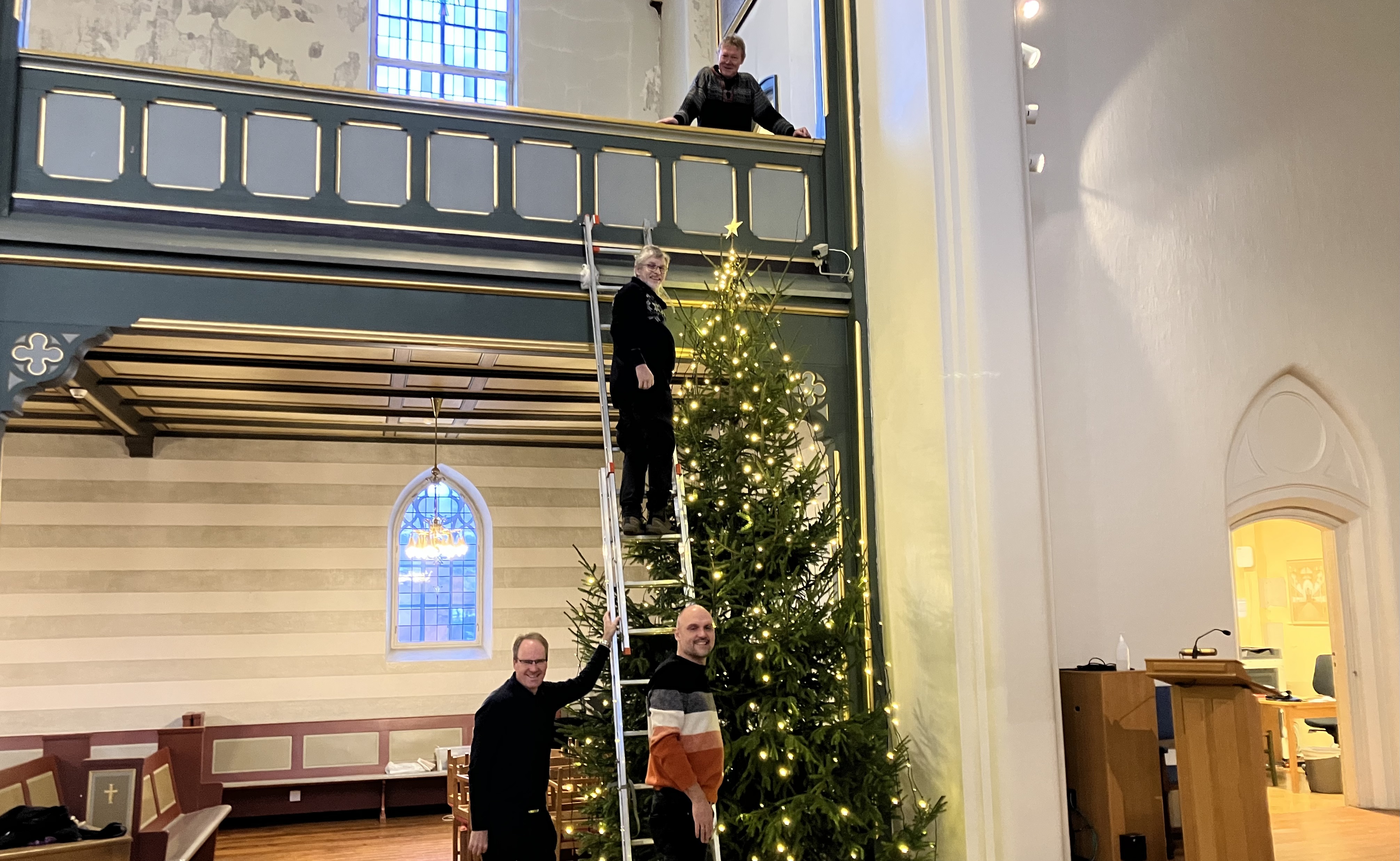 Juletre ferdig pynta