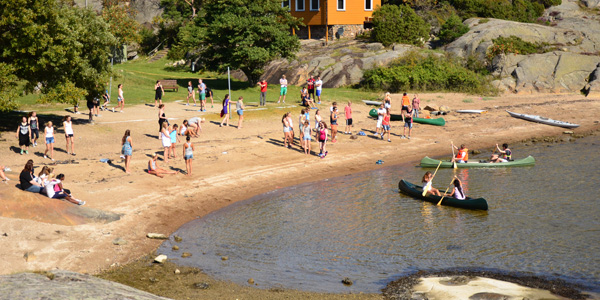 Skal jeg velge leir eller augustsamlinger?