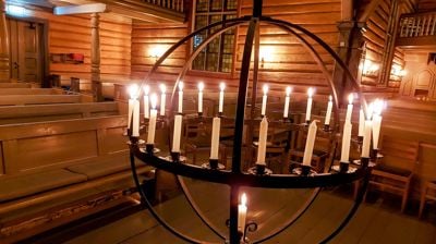 Biri kirke åpner kl 16.30 og holder åpent utover kvelden❤️