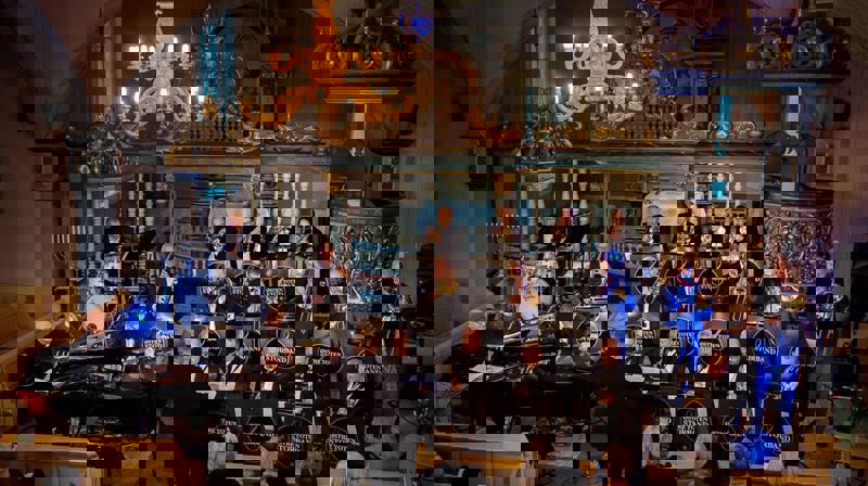 Konsert i Biri kirke med Østre Toten Storband og Sissel Morken Gullord fredag 6.april kl. 19.00!