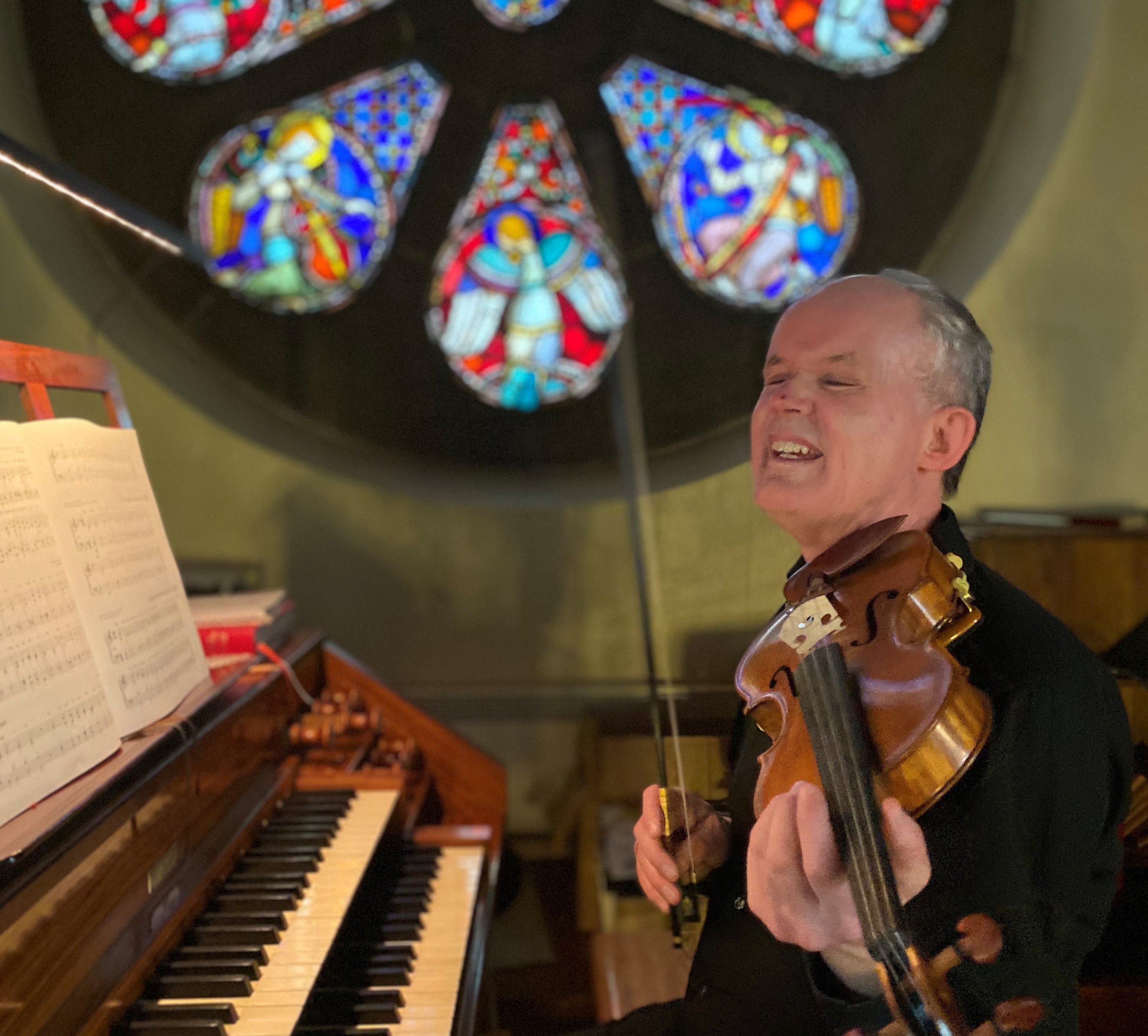 Ulf Nilsen klar for orgelkonsert 11. juli i Mariakirken. (Foto: Stephanie Dietrich). 