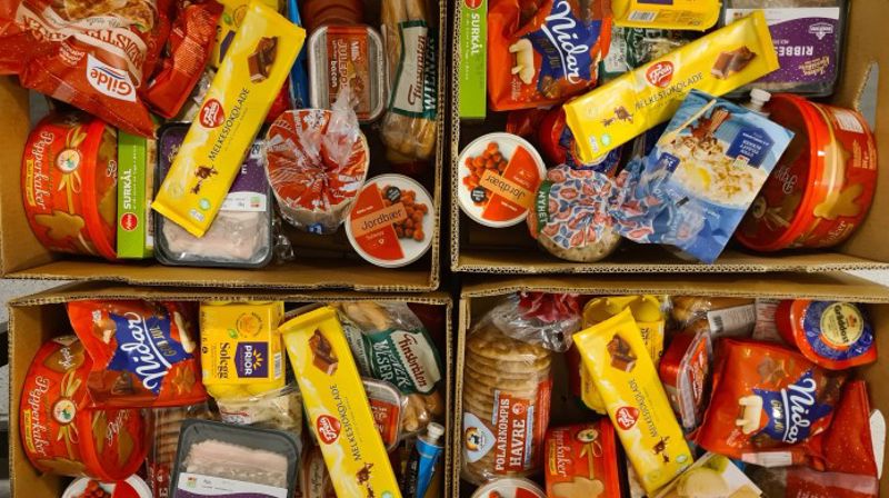 Litt av maten som ble delt ut før jul. (Foto: Lene B. Rødningsby).