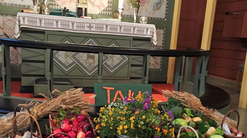 Høsttakkefest i Ål kirke (foto Elin G Øvrebotten).