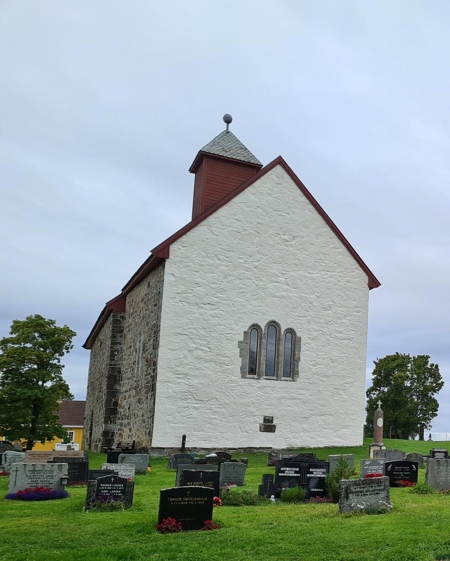Søsterkirkene (Foto: Kari Røken Alm)
