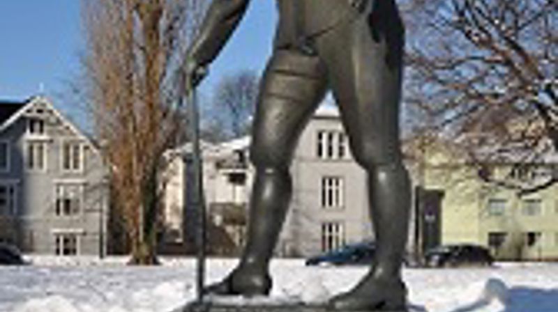 Video av Henrik Syses tale ved Haugenstatuen 17.mai