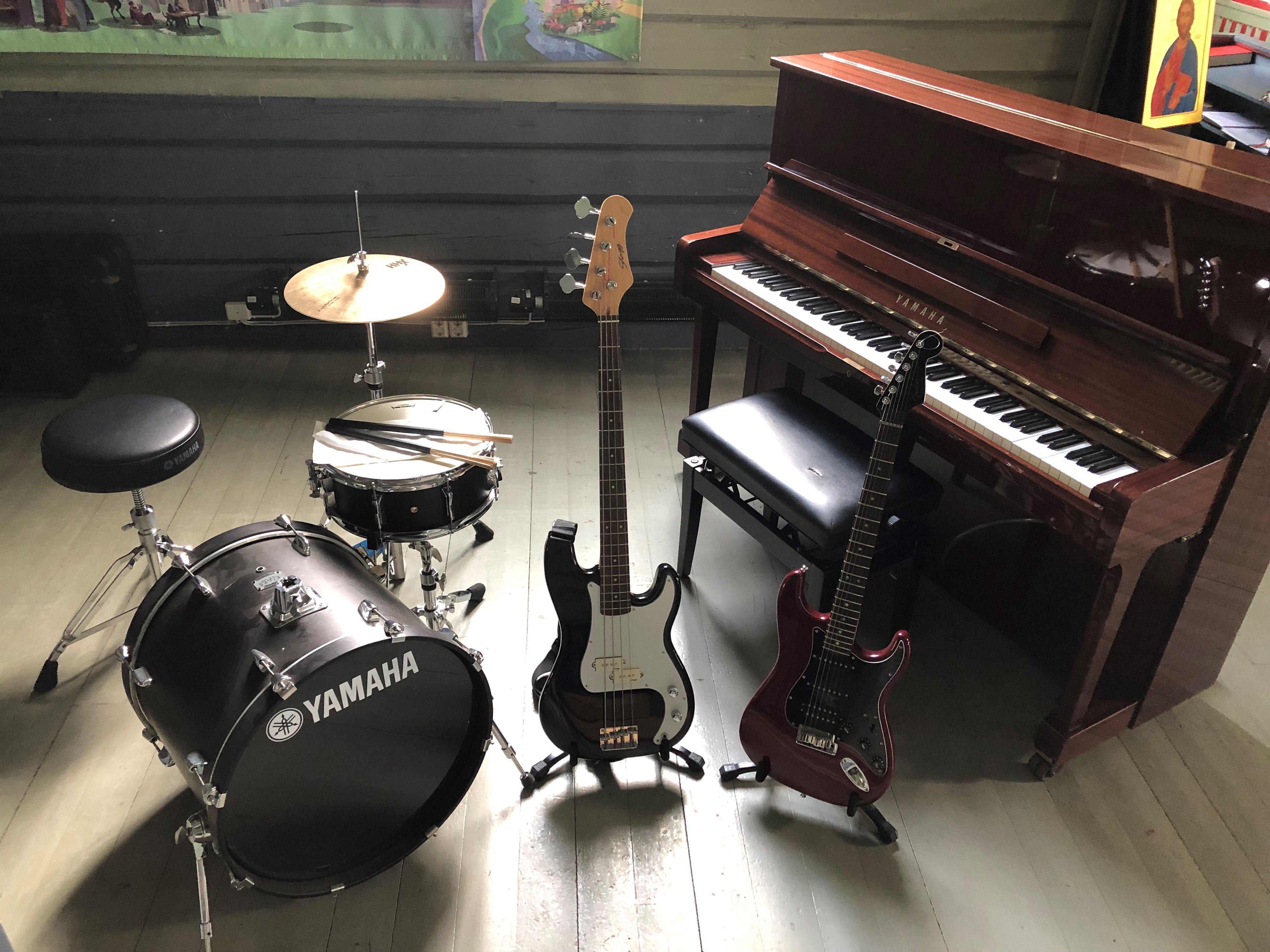 Instrumenter venter på å bli brukt!