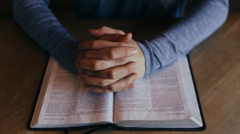 Bibel og bøn.