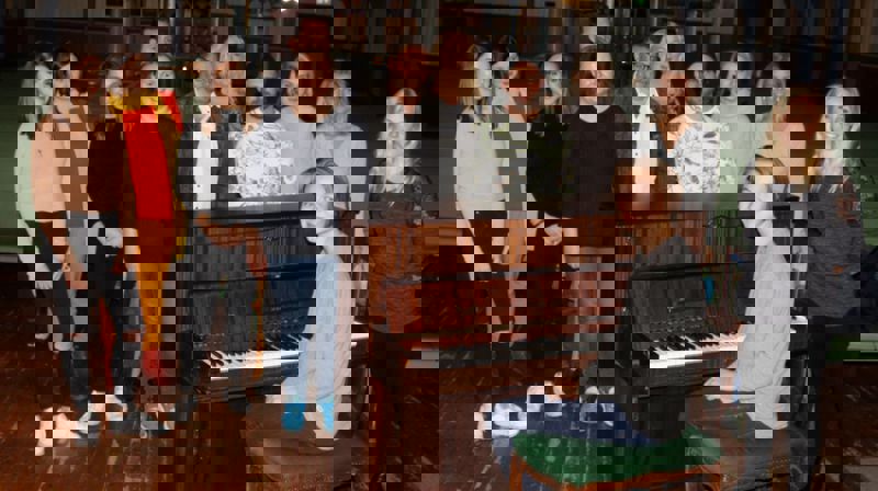 Velkomen til "årets konsert" i Hareid kyrkje!