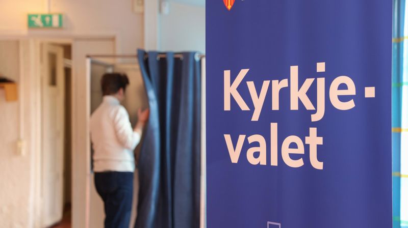 Førehandsstemming - digitalt, i Austrheim kyrkje, på kyrkjekontoret og på Nordliheimen