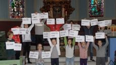 Etter gudstenesta søndag 18/11 inviterer vi til MIDDAG OG MISJON på Hareid bedehus.