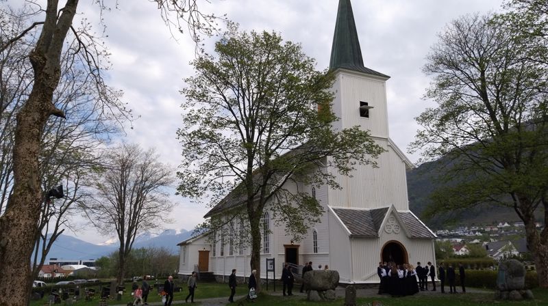 Foto: Hareid kyrkje