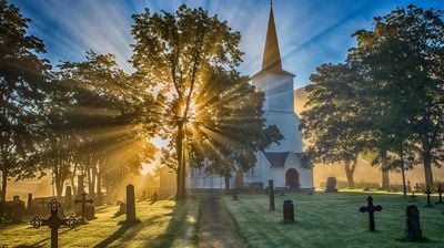 Historieboka vil vere klar for sal 16. oktober, til Hareidsstemneveka 2023. Foto: Stig Hole