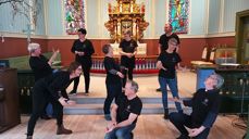 Staben i Hareid sokn gleder seg til å gradvis få gjenopne kyrkja, og veit at mange saknar fellesskapa og dei ulike tilboda som kyrkja bidreg med i Hareid. Foto: Hareid sokn