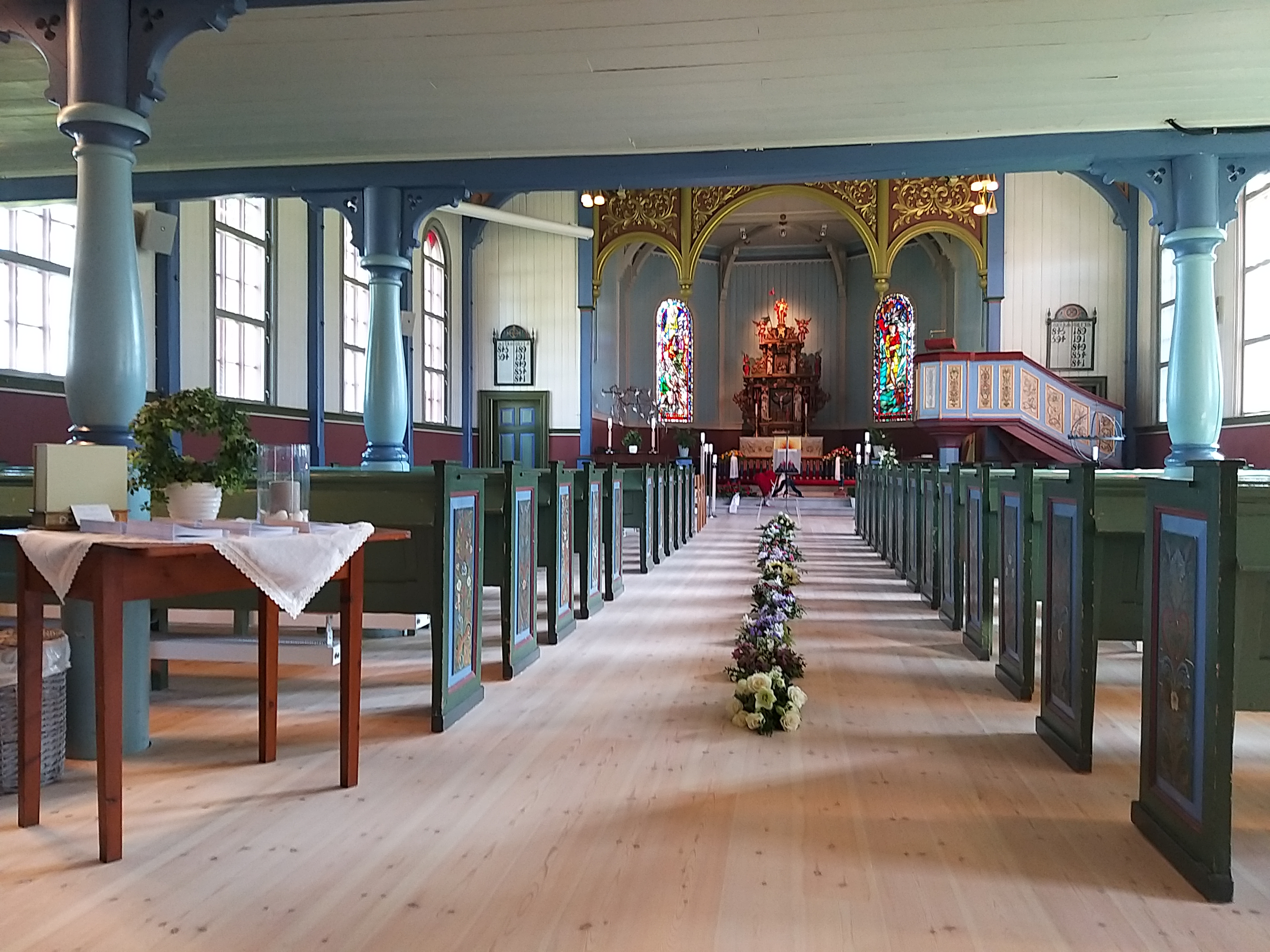 Gravferdsseremoni i kyrkja. Foto: Hareid kyrkje