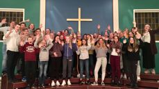 Hareid Ten Sing under øving denne veka, dei har også eit eiga band. Ønskjer du å vere med, er det berre å møte kvar tysdag på bedehuset.