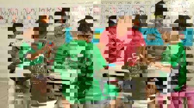 VIL DU HJELPE BARN OG UNGE UT AV FATTIGDOM OG GI MULIGHET TIL UTDANNING? Vipps til 16290 (Hareid sokn), hugs å merk med "Misjonsprosjekt".