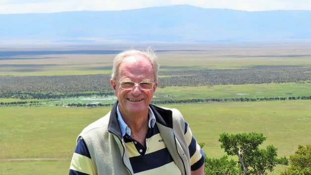 Einar Lunde er kjent som både ankermann i Dagsrevyen og Afrika-korrespondent.