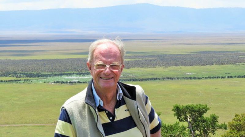 Einar Lunde er kjent som både ankermann i Dagsrevyen og Afrika-korrespondent.