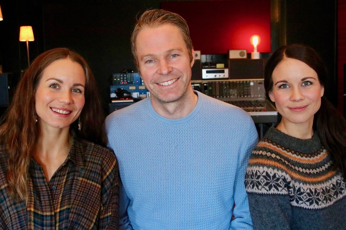 Ingelin Reigstad Norheim, Jostein Ørum og Hildegunn Garnes Reigstad står klare med en nyskrevet påskekonsert. Foto: Torjus Vierli