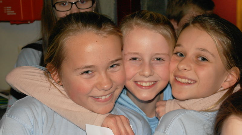 Bli med på Lys Våken i Rossabø kirke