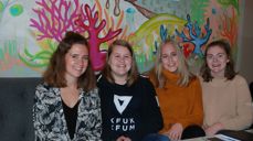 Dirigent Brynhild Brandtzæg, Nora Wichstad Eriksen, Sara Hessen og Elin Kristin Lid inviterer til åpen øvelse onsdag.