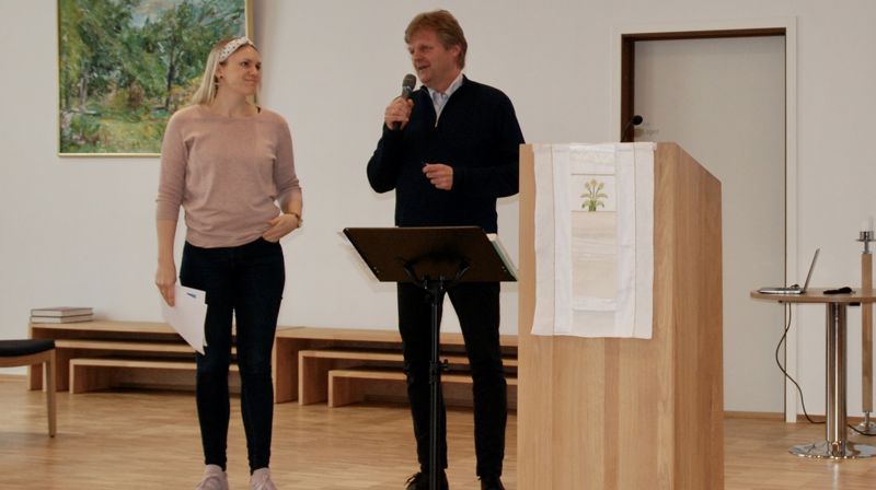 Asbjørn Finnbakk og Anne Margrethe Ree Sunde ledet kurset i Kopervik kirke.