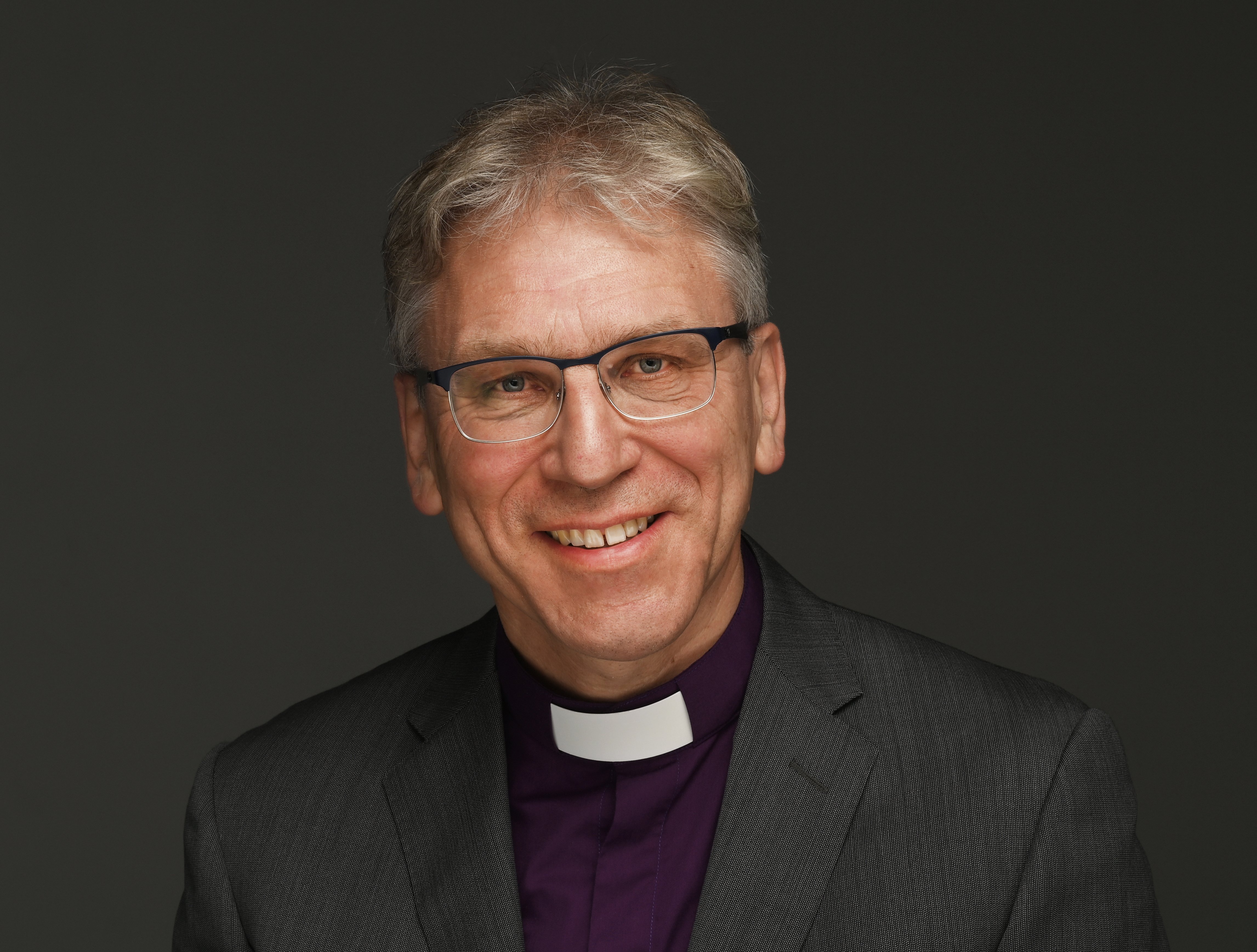 Olav Fykse Tveit ble vigslet til biskop og innsatt som preses den 10. mai 2020 i Nidarosdomen. Preses er medlem av Kirkerådet, og den øverst rangerte representant for Den norske kirke.