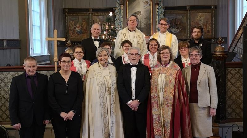 Det var en flott og høytidsstemt gudstjeneste i Valsøyfjord kirke