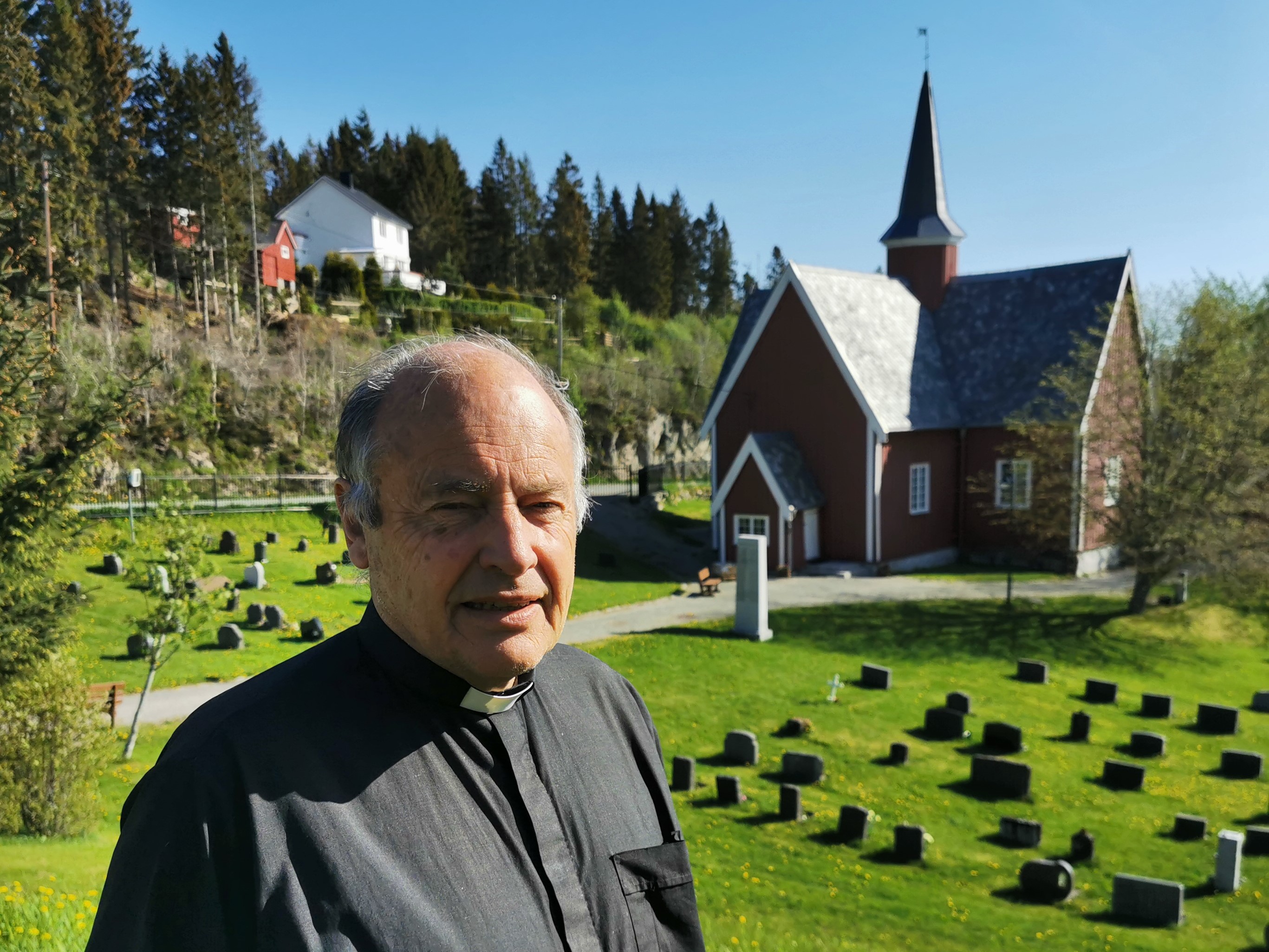 Det er klart for påmelding for neste års konfirmanter, forteller sokneprest Bertel Aasen. Alle foreldre og ungdommer som ønsker kirkelig konfirmasjon inviteres til Misjonshuset i Fillan tirsdag kveld.