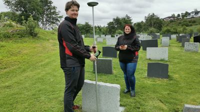 Nytt prosjekt på Hitra: Digitalisering av gravplasser